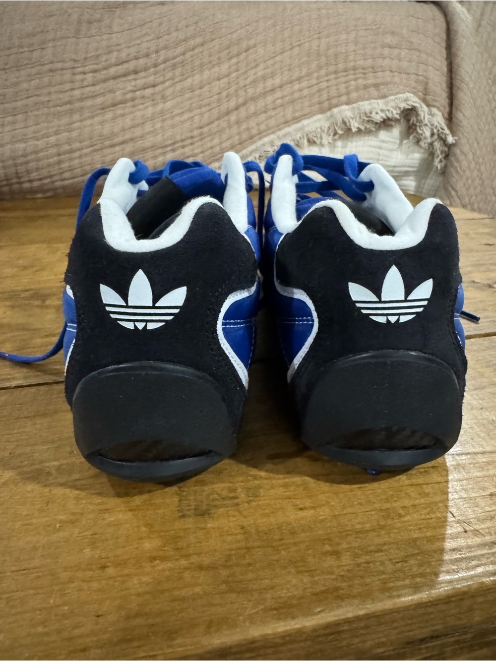 Adidas - Picture 3 of 5